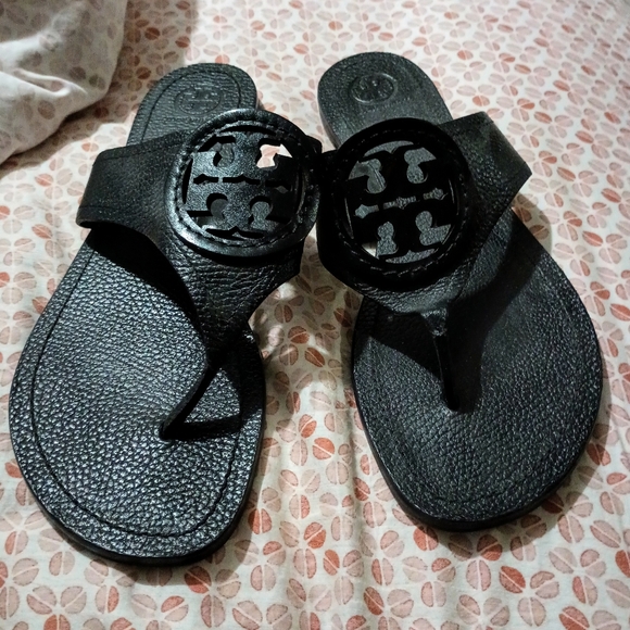 Tory Burch Shoes - Tory Burch Black Size 11 Leather Sandals